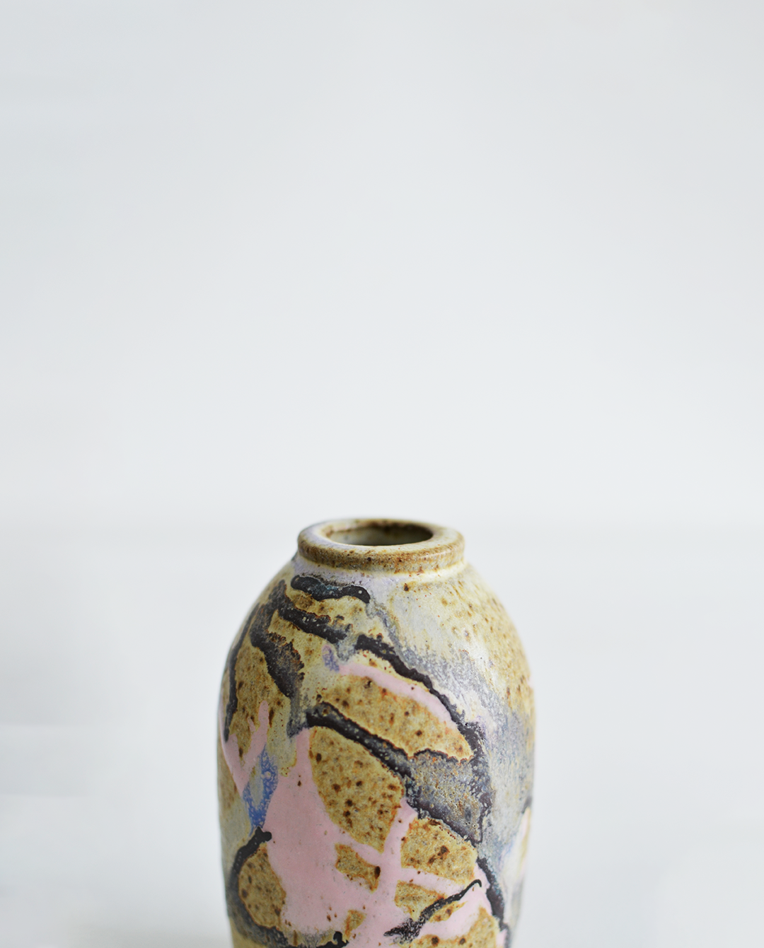 Marlon Marinero - Jarrón Rosa/Café