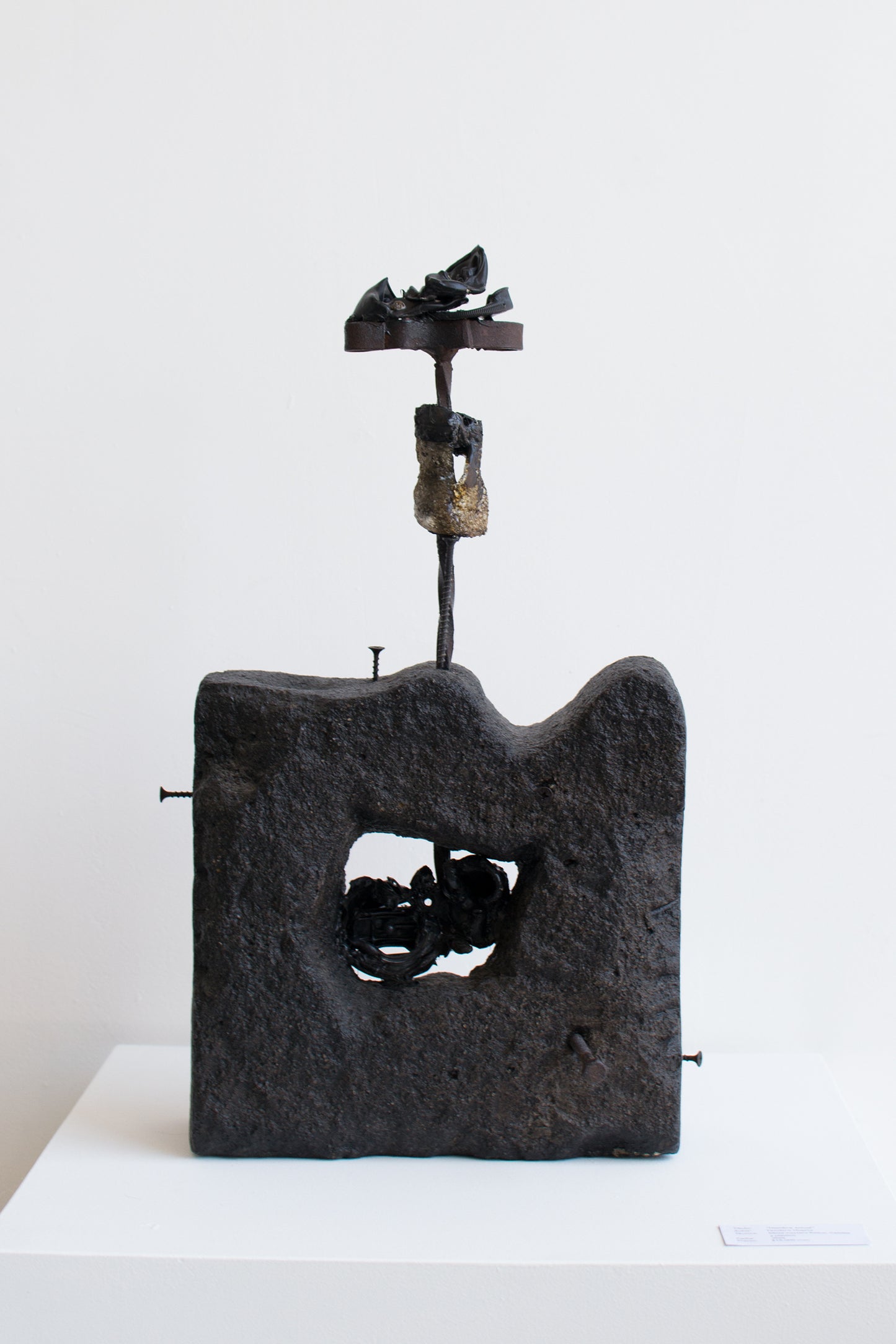Teodoro Huerta - Escultura "Hombre actual"