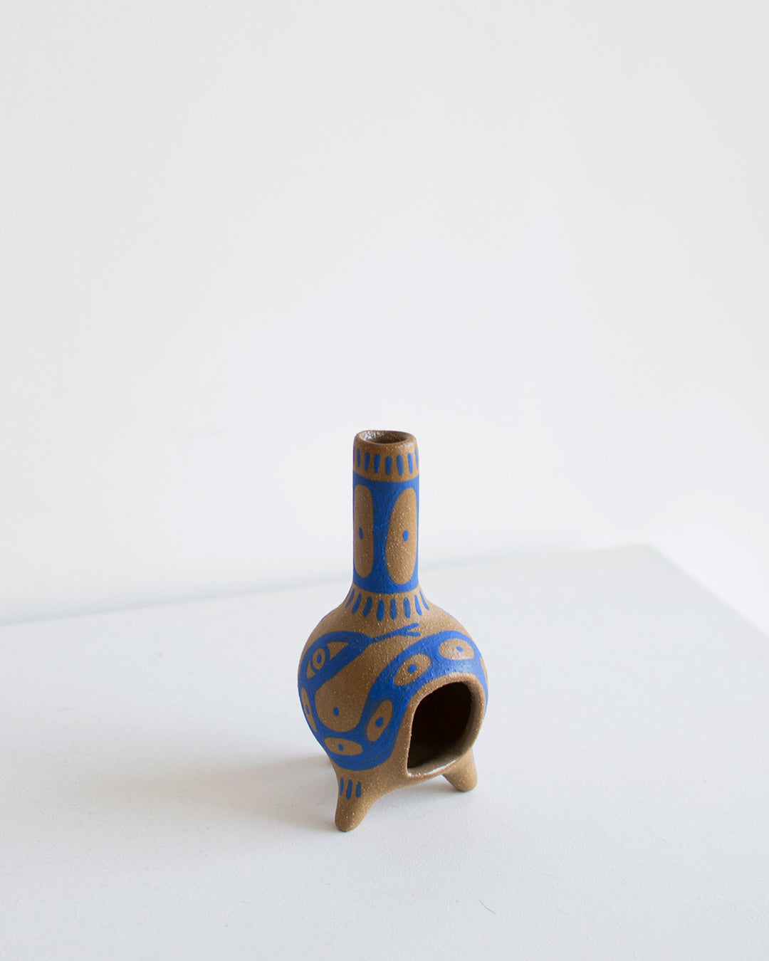 Perro y Arena - Chimenea Azul