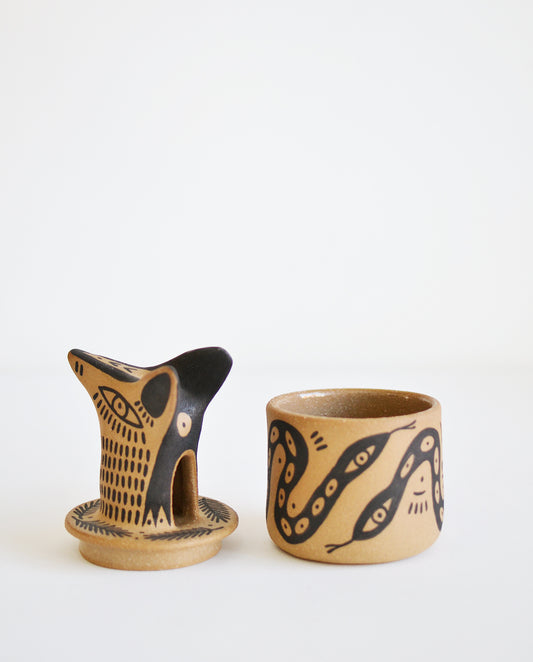 Perro y Arena Contenedor y quemador - Coyote