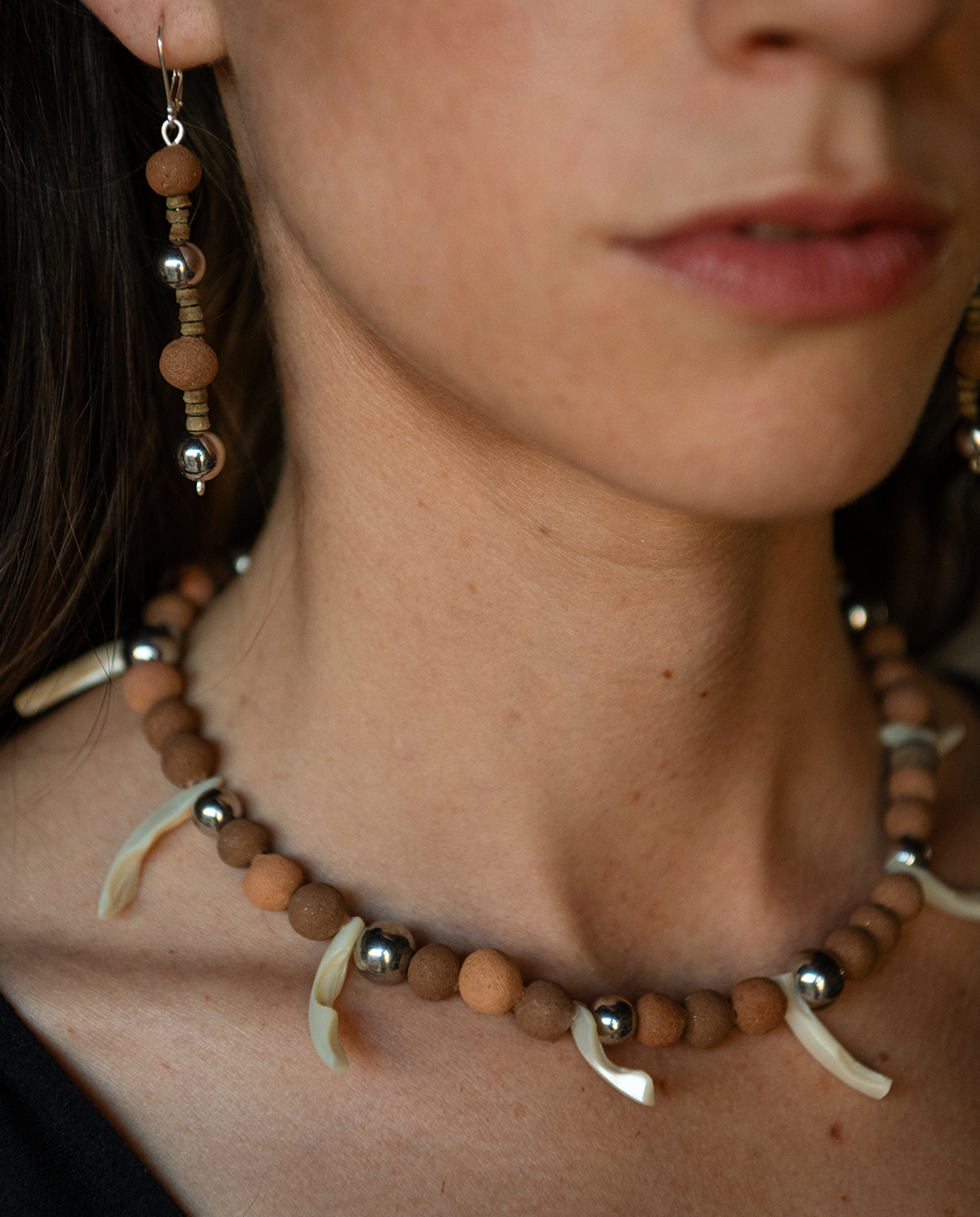 Sacred Scraps Collar Raíces #4