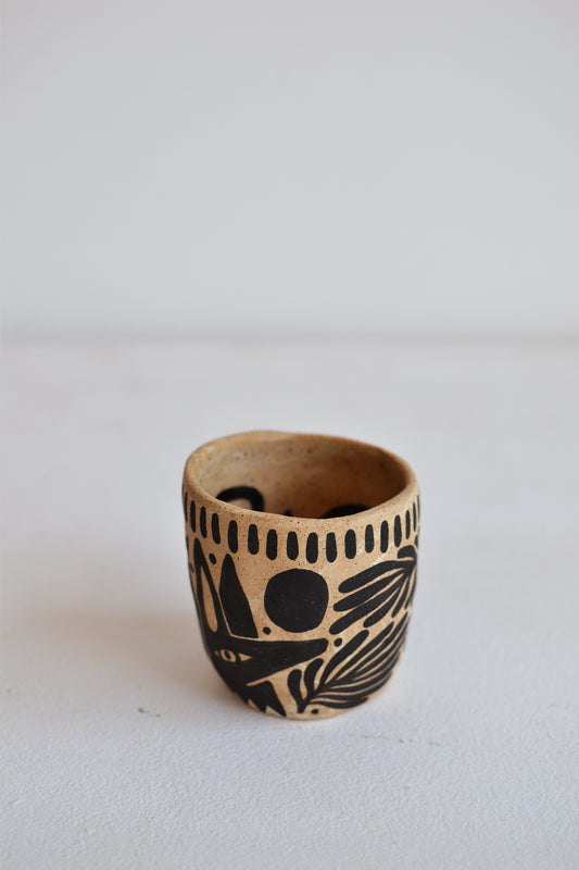 Perro y Arena Vaso 6oz.