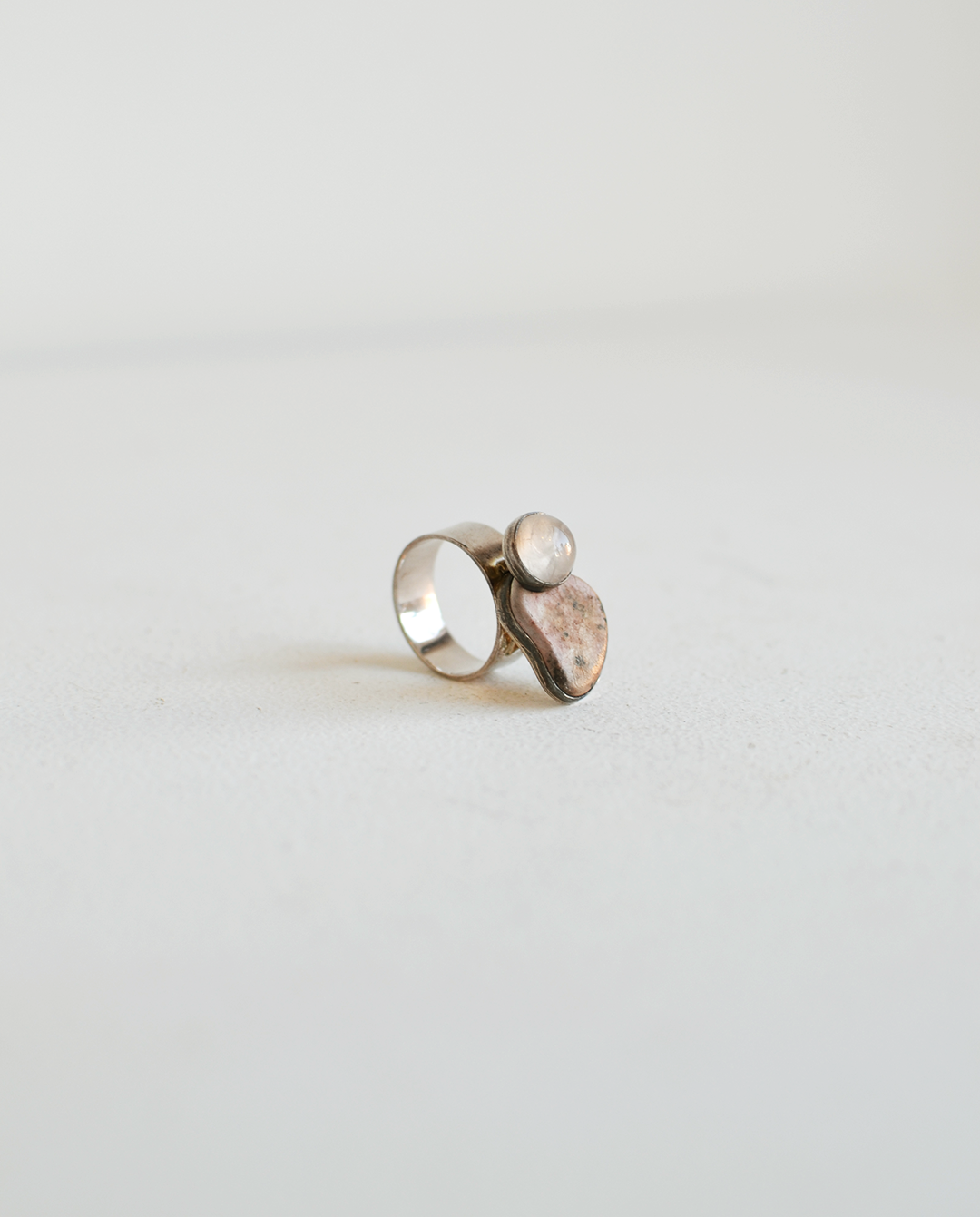 Mino Mino Anillo Musca V