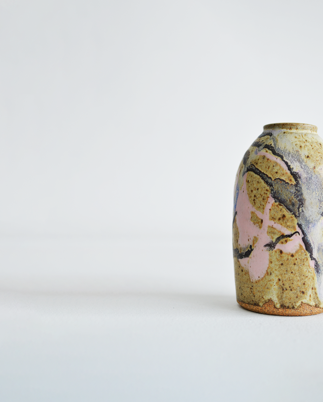 Marlon Marinero - Jarrón Rosa/Café