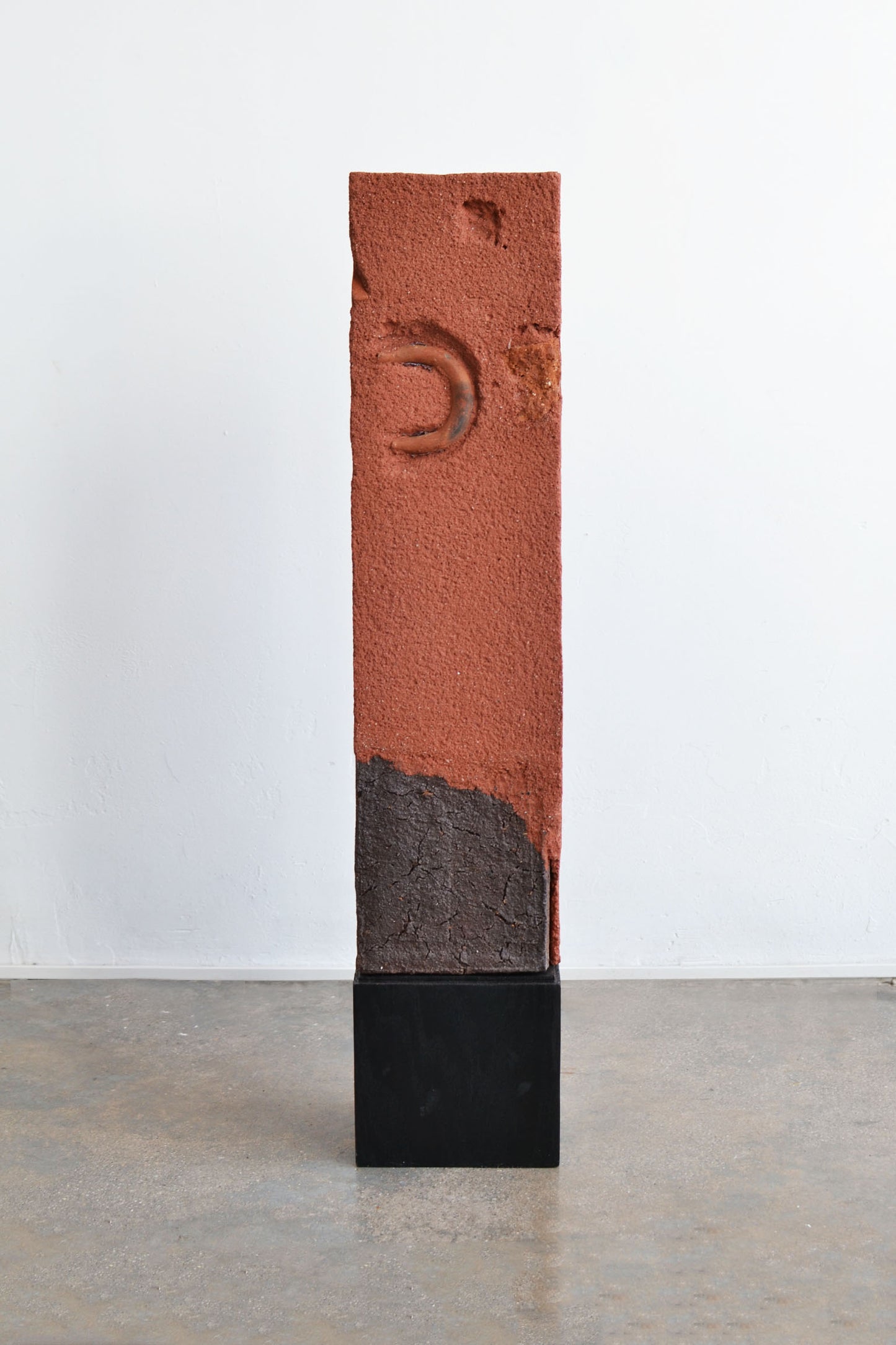 Laura Huerta + Gael Guerrero "Bodies of memory" Terracota earthen core