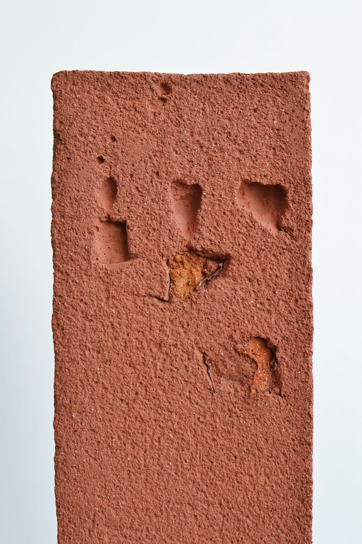 Laura Huerta + Gael Guerrero "Bodies of memory" Terracota earthen core