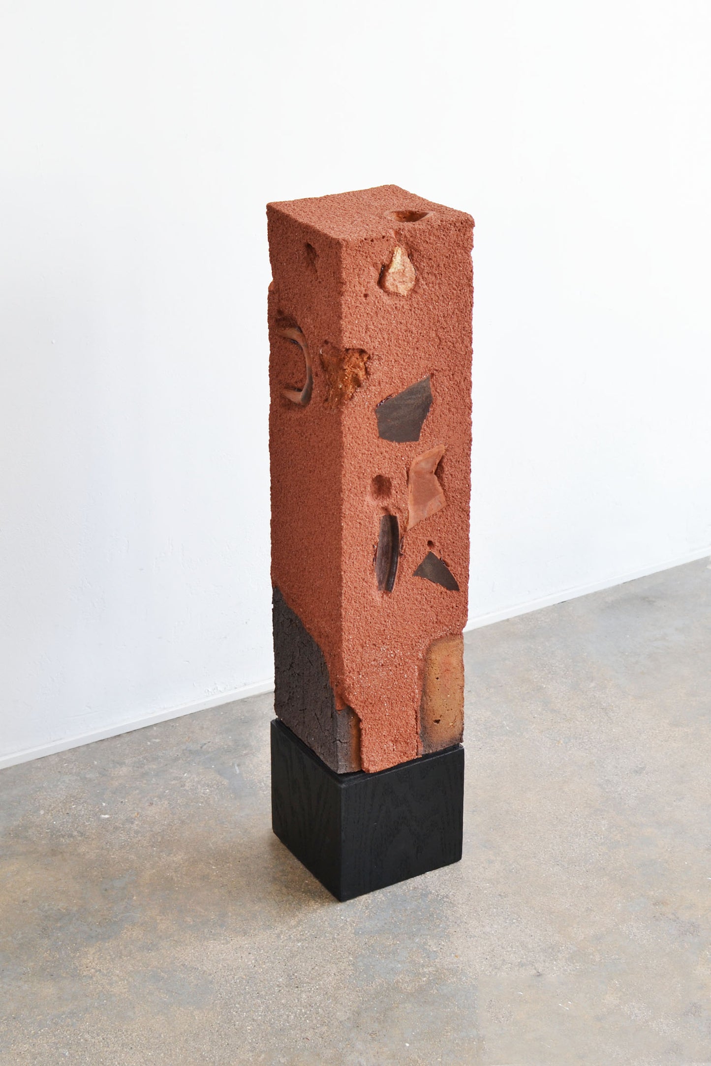 Laura Huerta + Gael Guerrero "Bodies of memory" Terracota earthen core