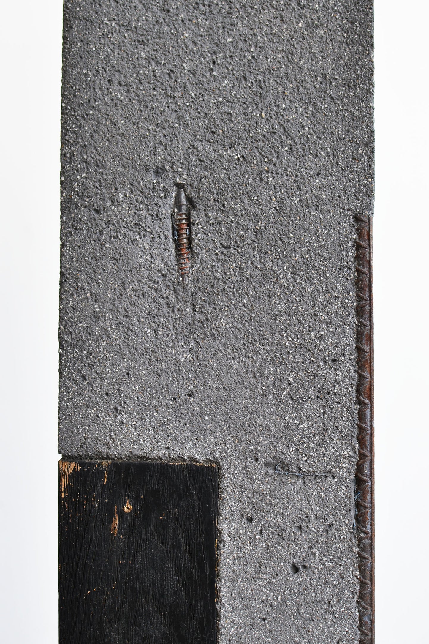 Laura Huerta + Gael Guerrero "Bodies of memory" Urban remains