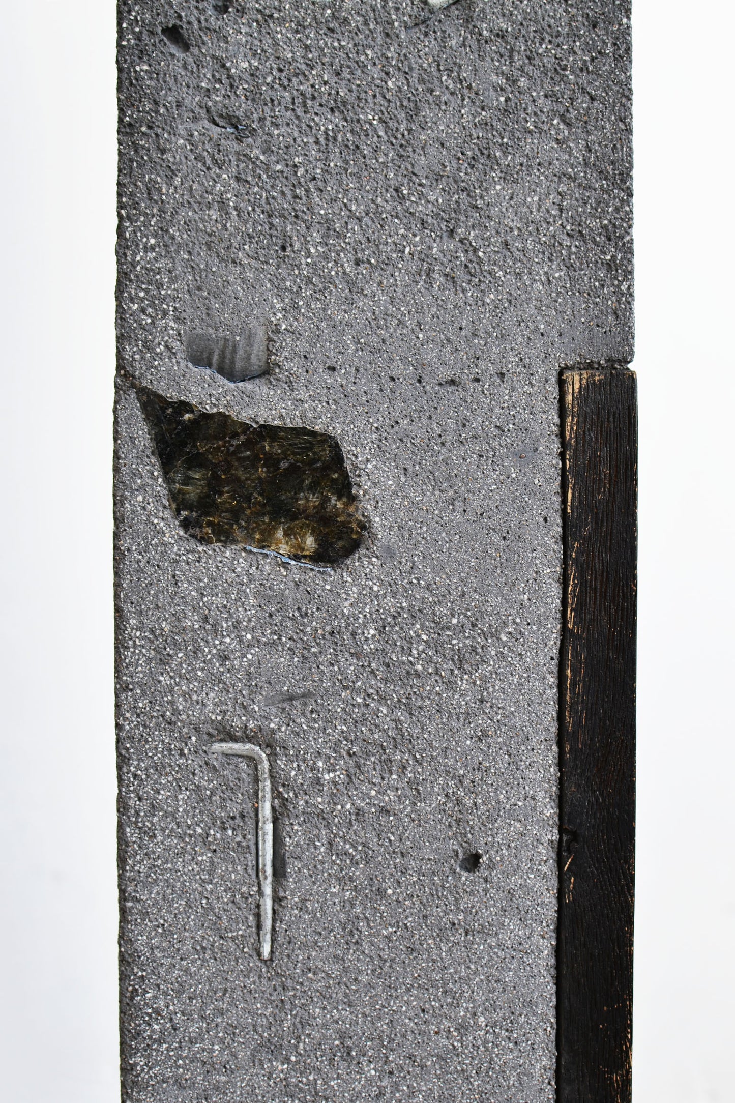 Laura Huerta + Gael Guerrero "Bodies of memory" Urban remains