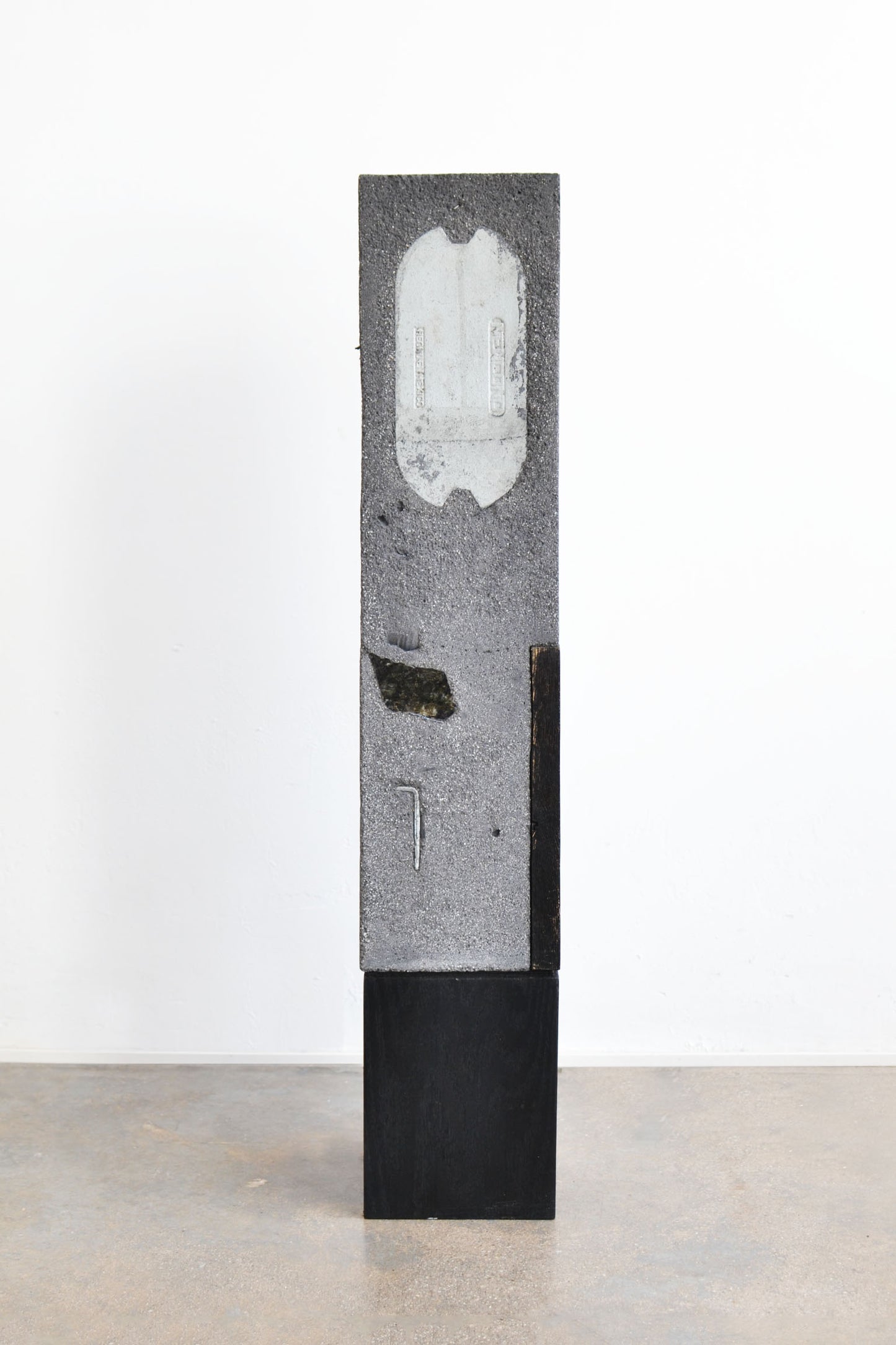 Laura Huerta + Gael Guerrero "Bodies of memory" Urban remains