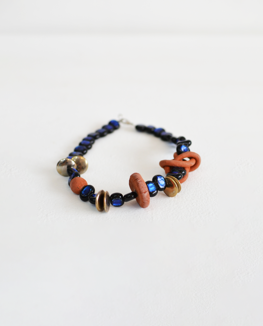 Cassandra Cerón - Color de la Tierra II