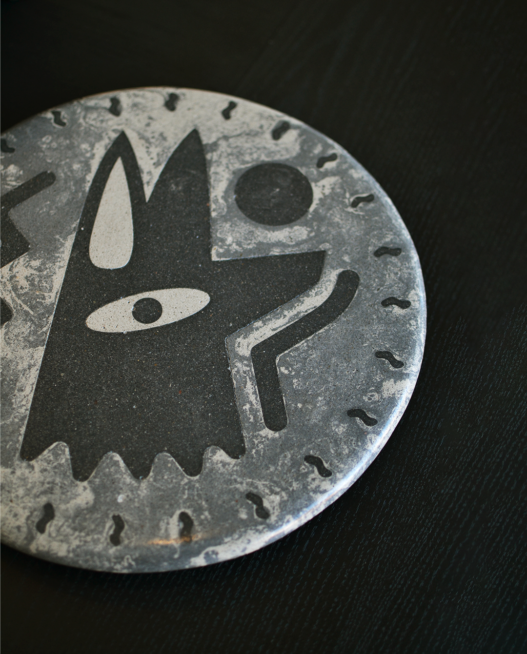 Perro y Arena Plato Giratorio - Lazy Coyote