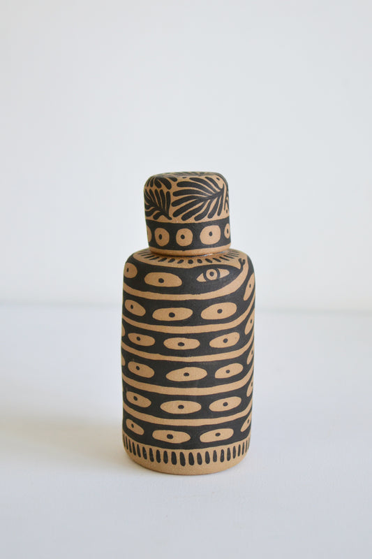 Perro y Arena - Mezcalero Jarrón