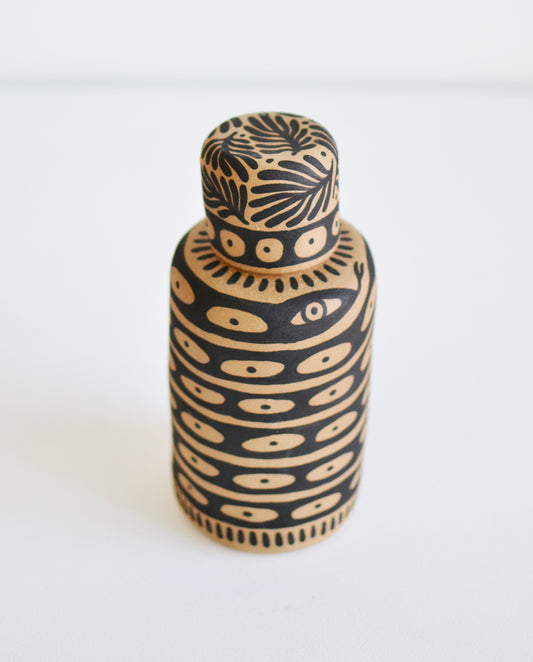 Perro y Arena - Mezcalero Jarrón