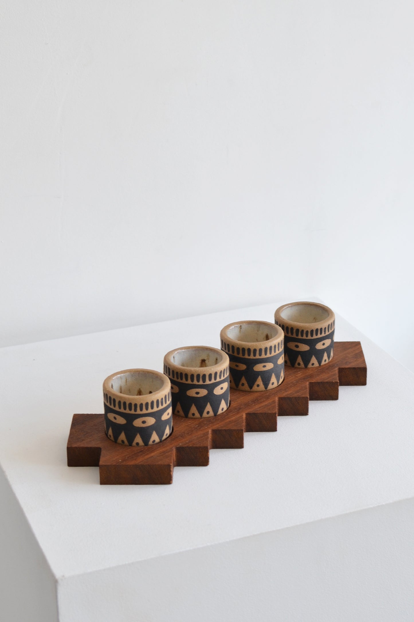 Perro y Arena - Set mezcaleros + base de nogal