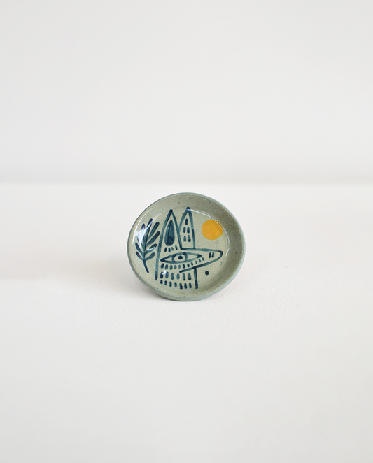 Perro y Arena Plato - Coyote y el Sol