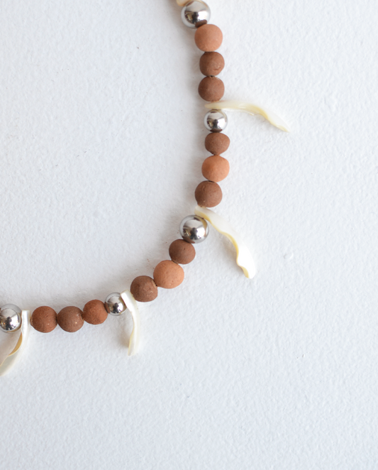 Sacred Scraps Collar Raíces #4