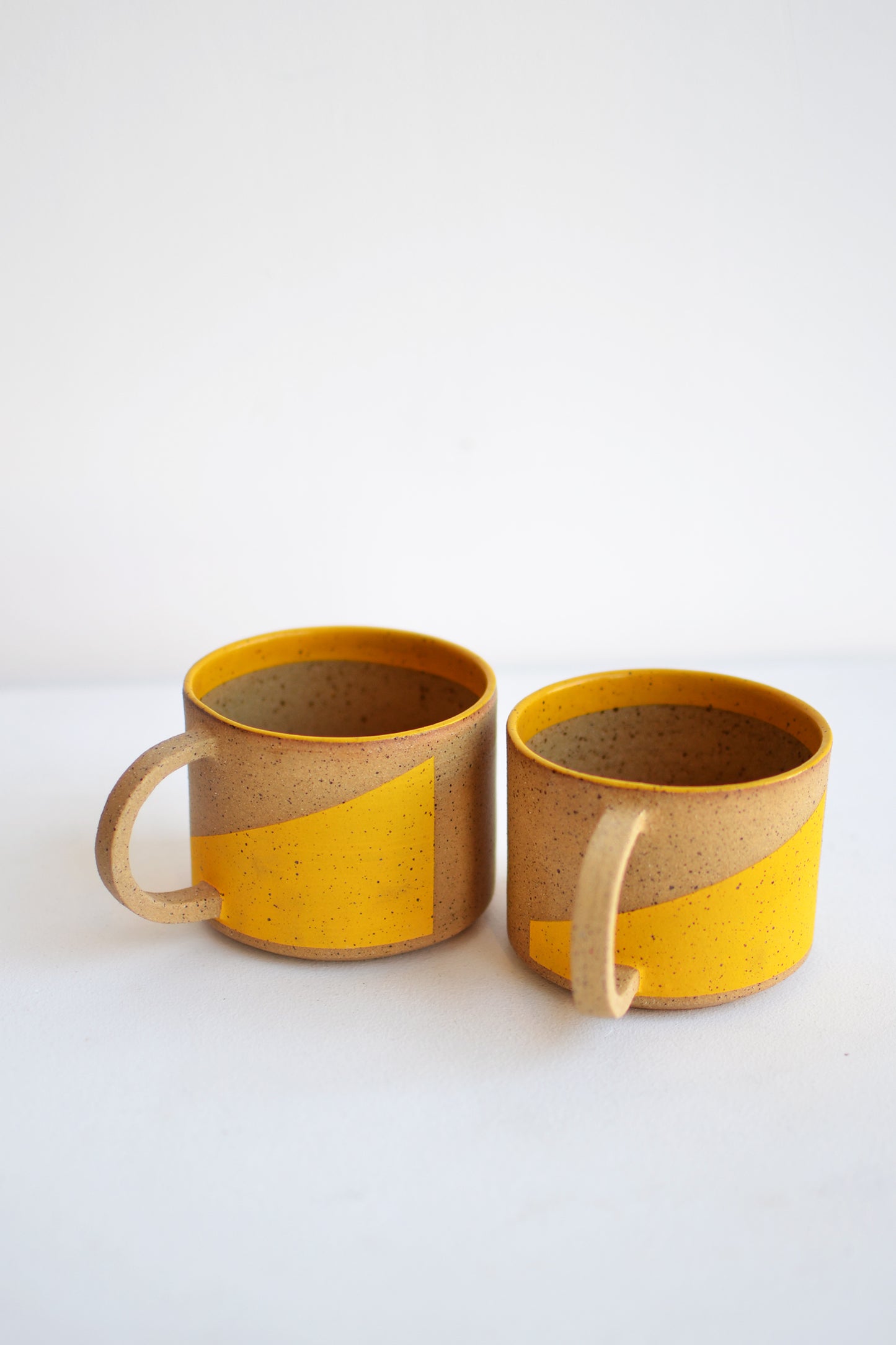Lodazal - Taza Amarilla