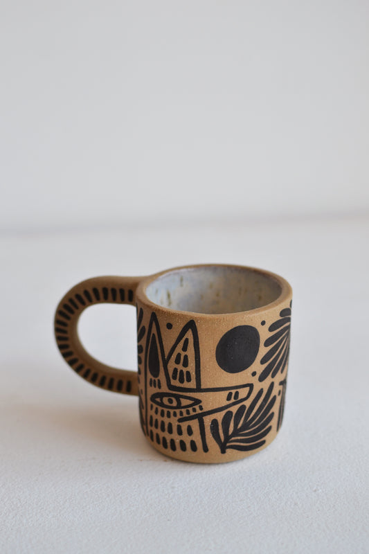 Perro y Arena Taza 6oz.