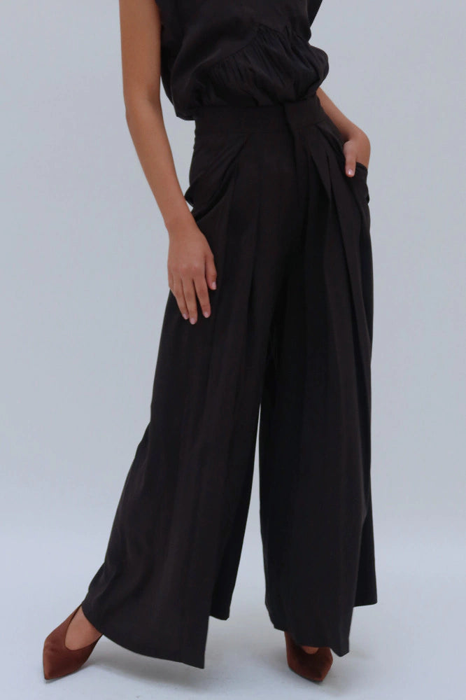 YAKAMPOT PANTALÓN INCIENSO NEGRO MATE II