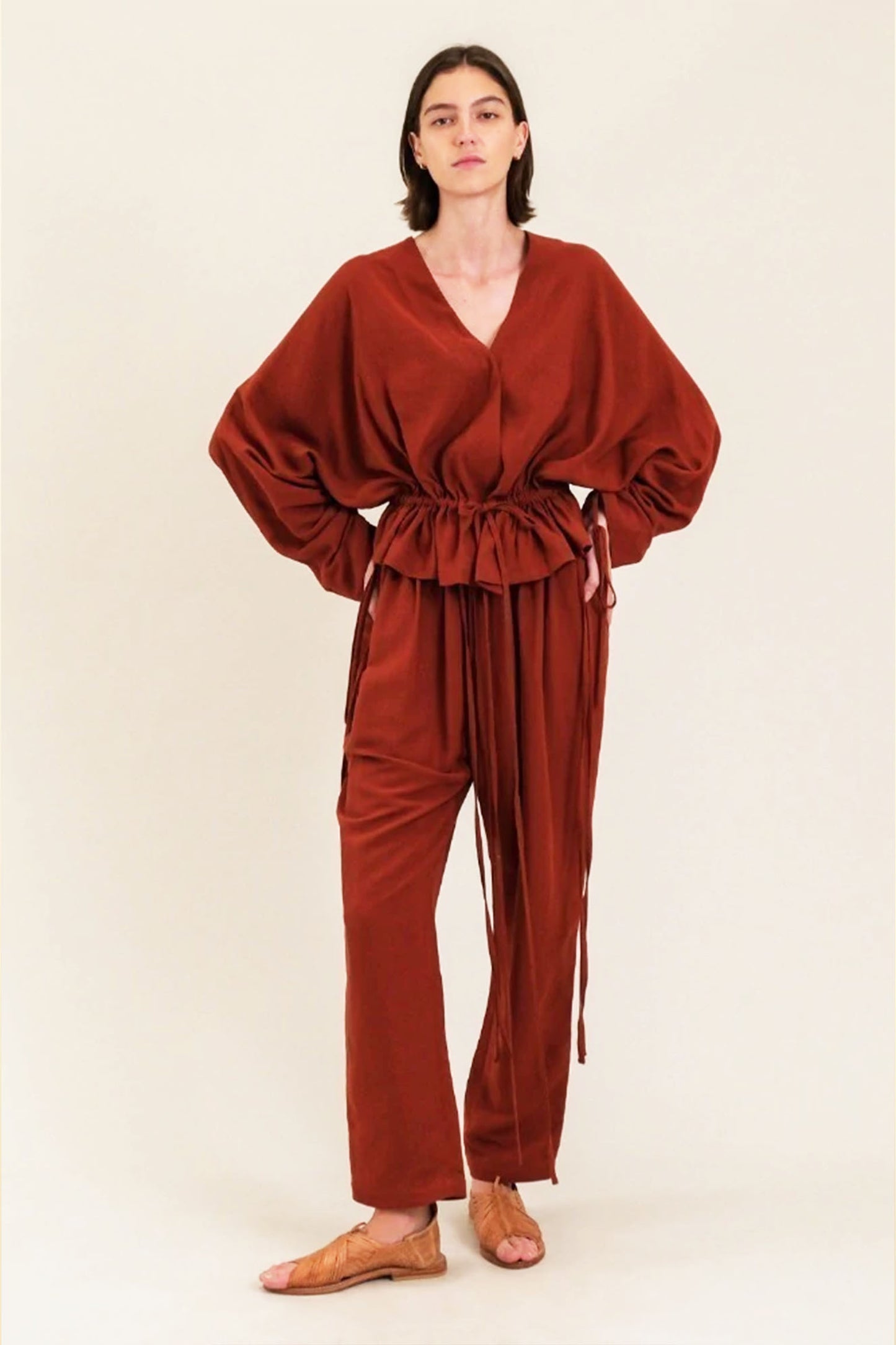 YAKAMPOT PANTALÓN ROSAS LADRILLO