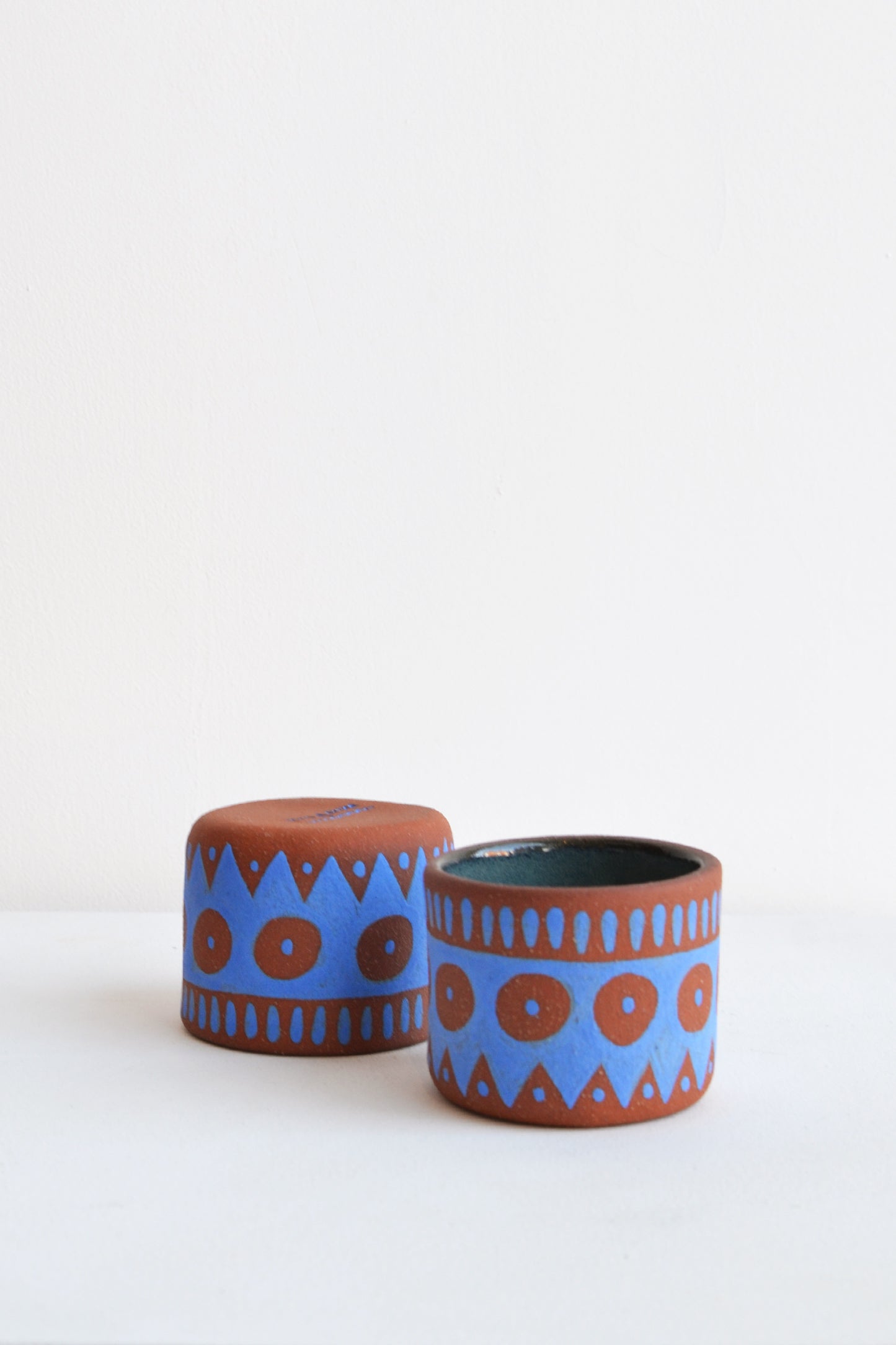 Perro y Arena Vaso Corto 4oz - Set de 2