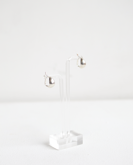 X Anagore Chipi Earrings