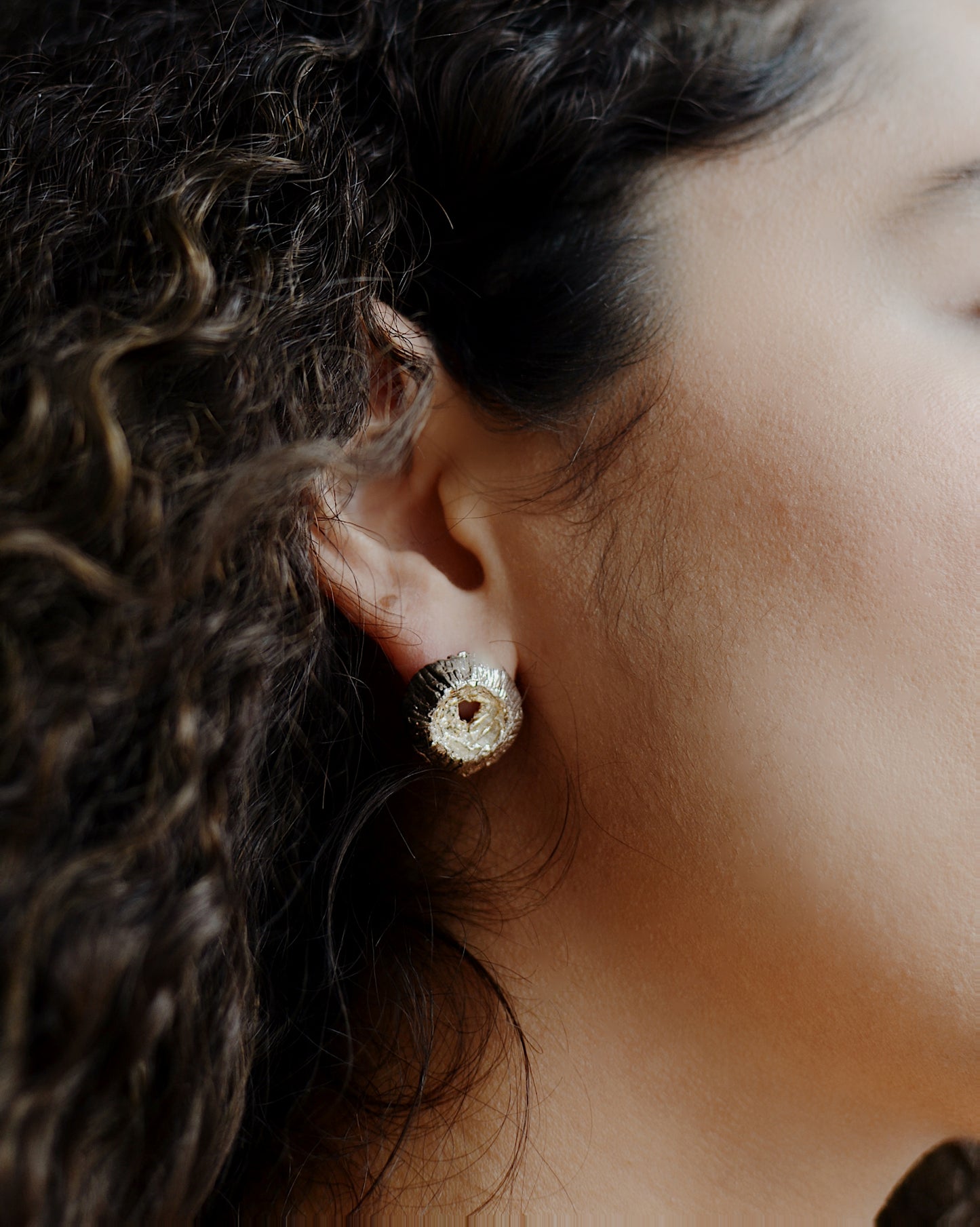 X Anagore Crater Earrings